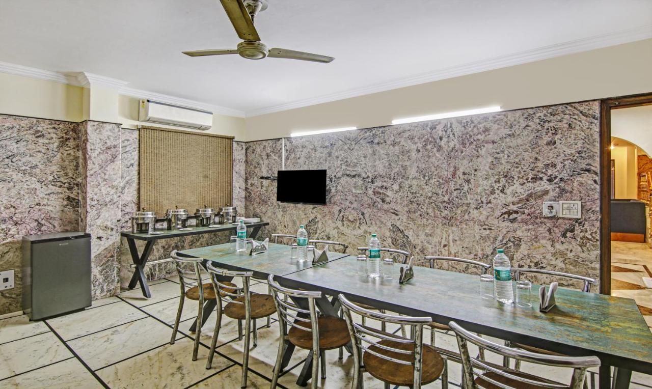 Hotel Singh Continetal Delhi  Eksteriør billede