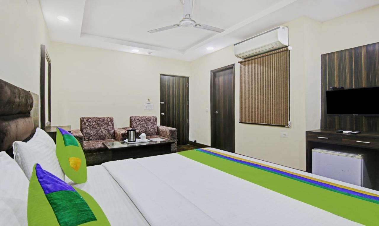 Hotel Singh Continetal Delhi  Eksteriør billede