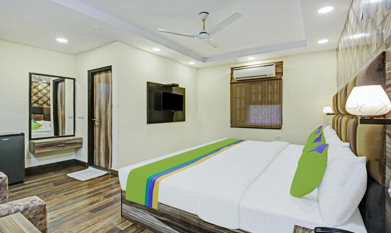 Hotel Singh Continetal Delhi  Eksteriør billede