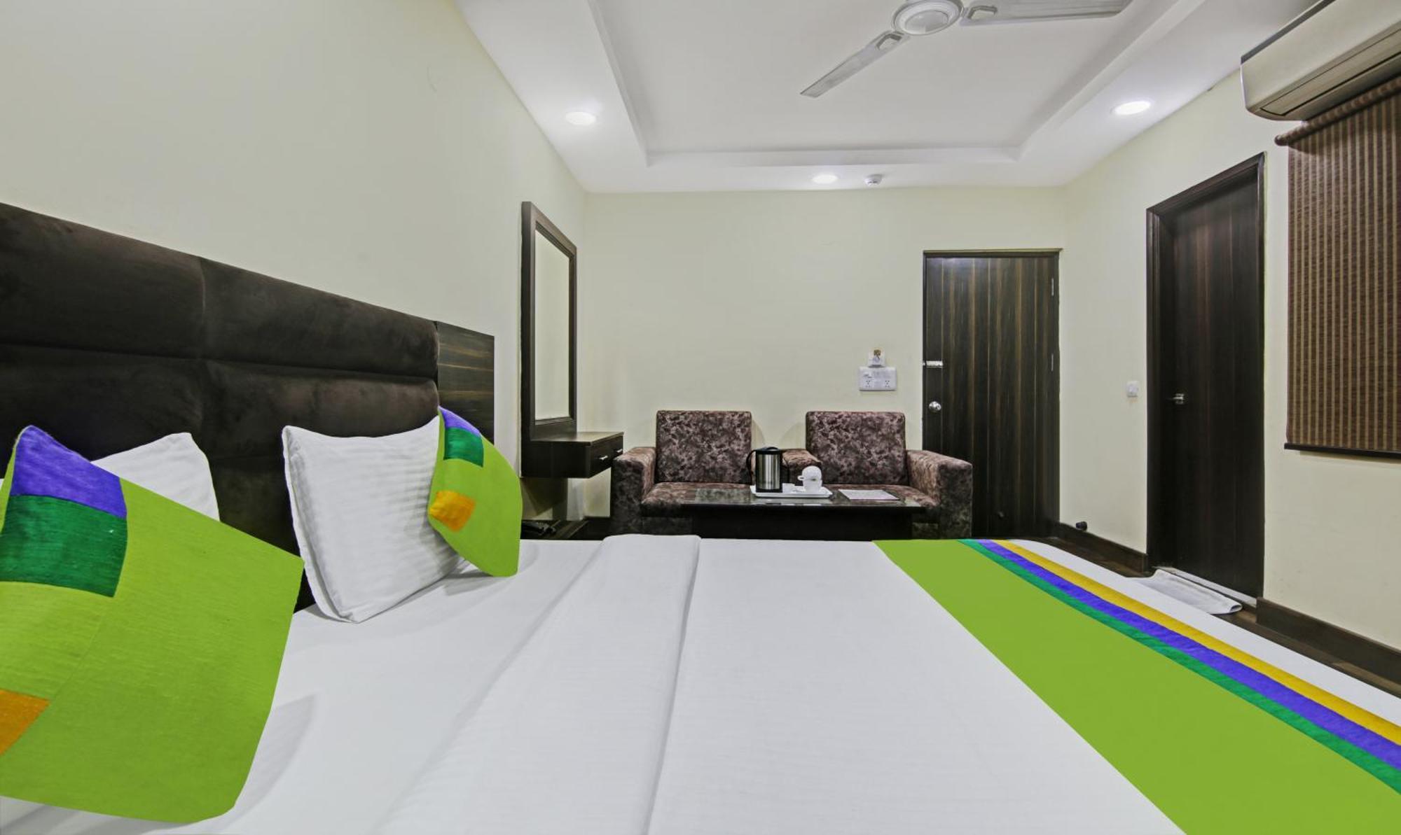 Hotel Singh Continetal Delhi  Eksteriør billede
