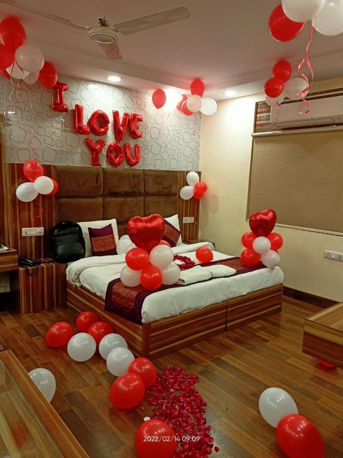 Hotel Singh Continetal Delhi  Eksteriør billede