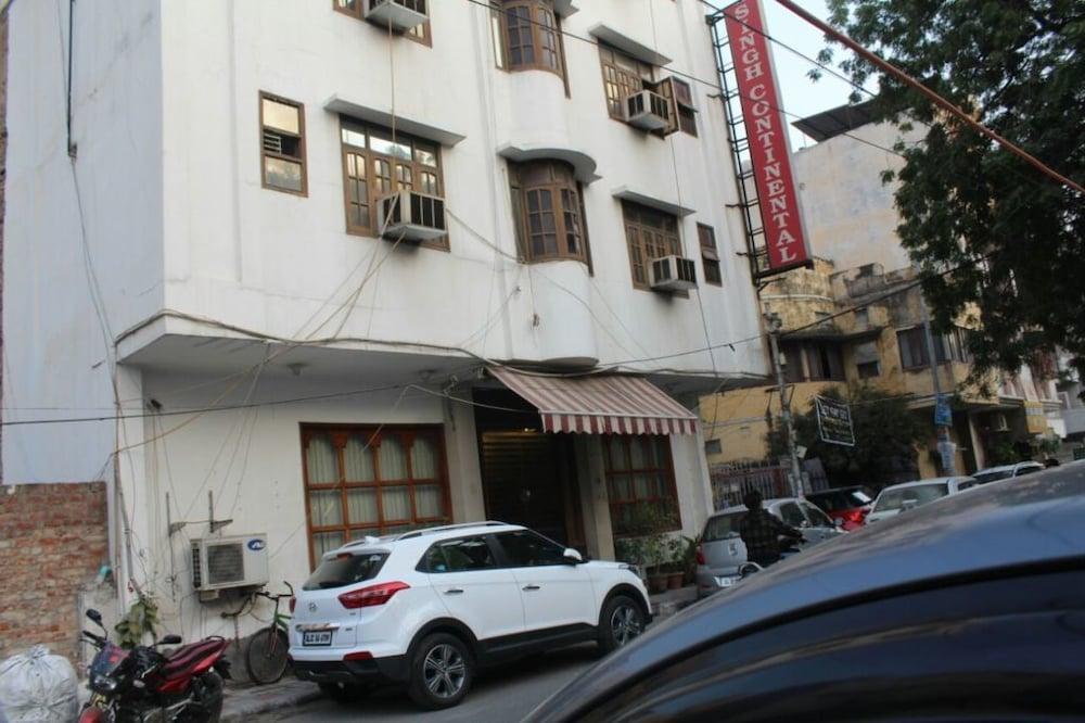 Hotel Singh Continetal Delhi  Eksteriør billede