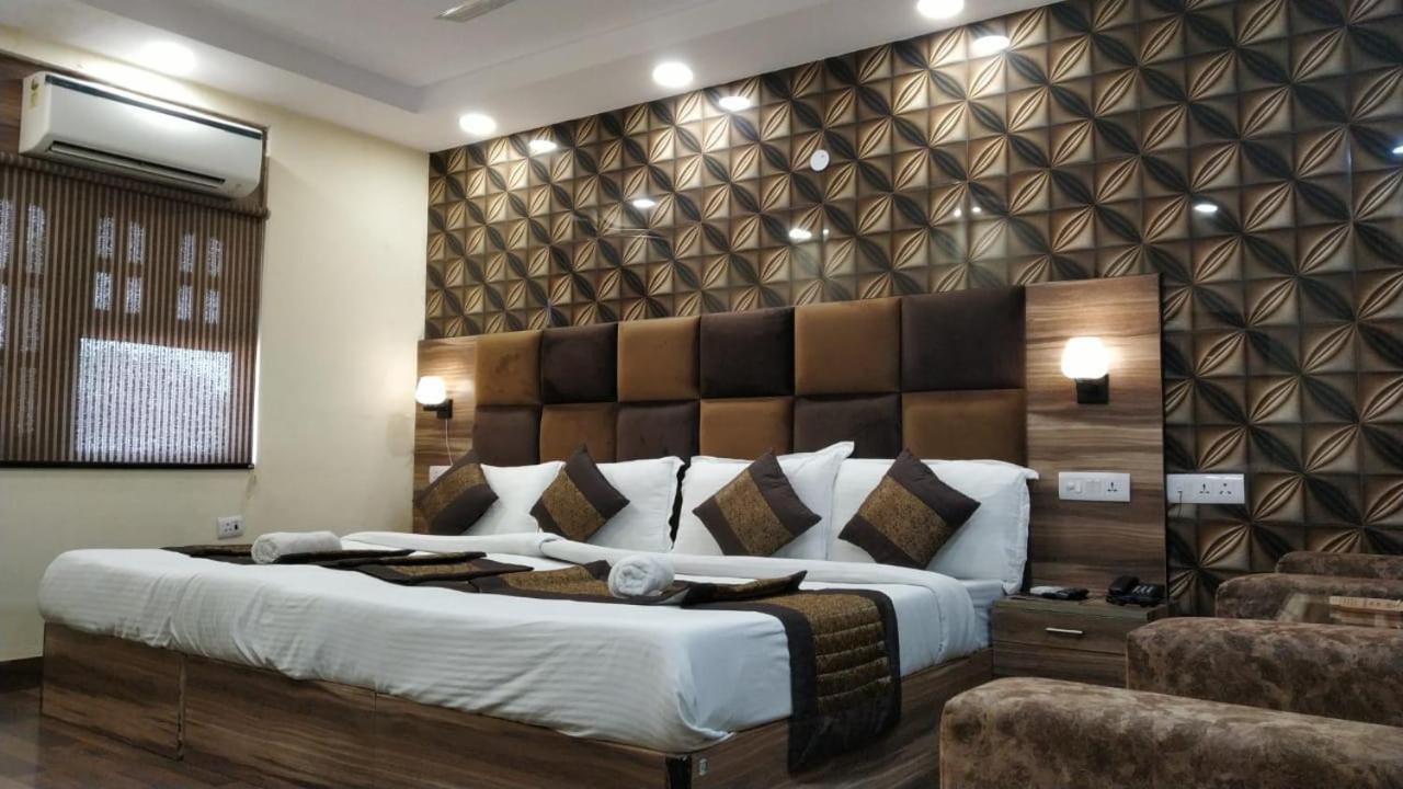 Hotel Singh Continetal Delhi  Eksteriør billede
